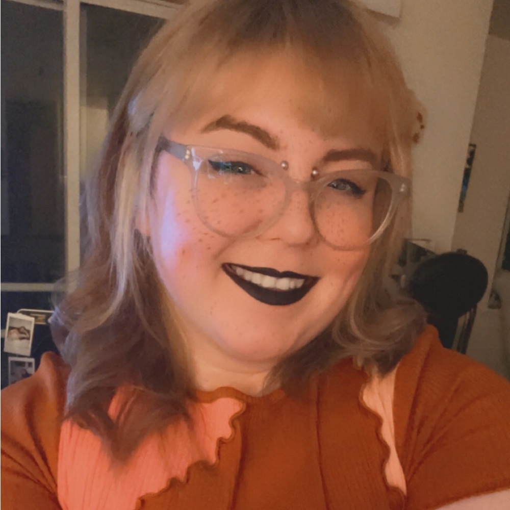Meet your Posher, Emma
